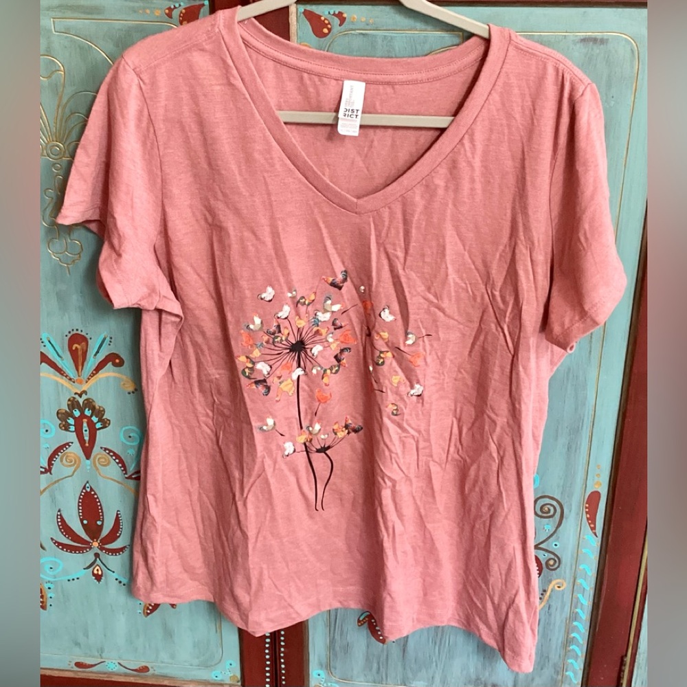 Adorable shirt with…CHICKENS!